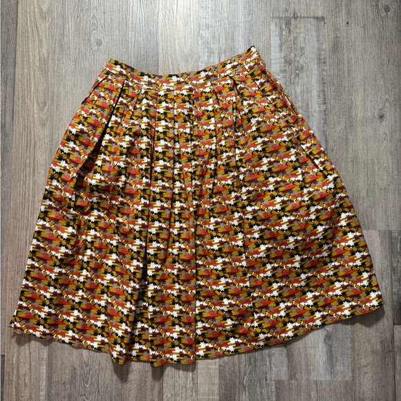 Banned Apparel Vintage Gothic High-Waist Flared
Skirt | Retro 50s Pin-Up - Picture 1 of 9